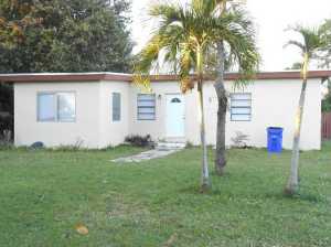 6113 Edwards Rd, Pompano Beach, FL 33063 photo 1