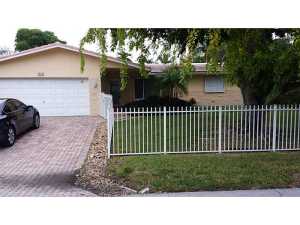 717 SE 7th Ave, Pompano Beach, FL 33060 photo 1