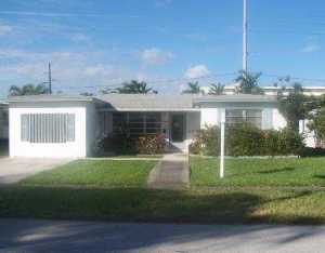 305 SE 3rd Ter, Dania, FL 33004 photo 1