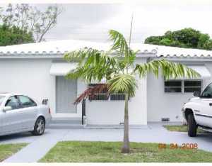 35 SE 7th St, Dania, FL 33004 photo 1