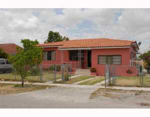 5940 E 5 Ave, Hialeah, FL 33013 photo 1