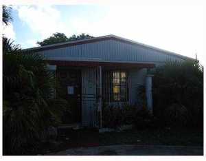 6023 W 16 Ave, Hialeah, FL 33012 photo 1