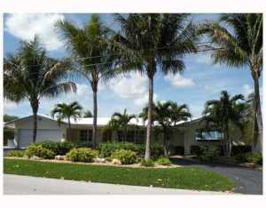 2249 NE 24th St, Pompano Beach, FL 33064 photo 1