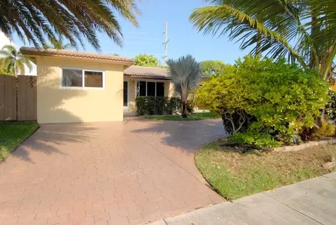 409 SE 3rd Ter, Dania Beach, FL 33004 photo 1