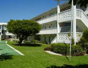 751 Pine Dr #107, Pompano Beach, FL 33060 photo 1