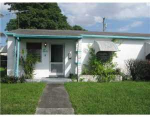 3541 E 8 Ave, Hialeah, FL 33013 photo 1