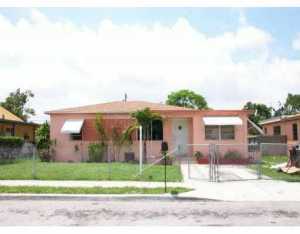 150 E 56 St, Hialeah, FL 33013 photo 1