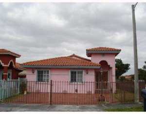 3103 W 68 Pl, Hialeah, FL 33016 photo 1