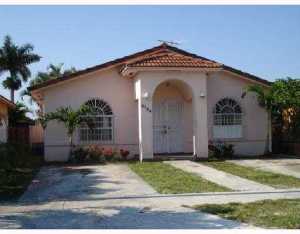 3154 W 70 Ter, Hialeah, FL 33018 photo 1