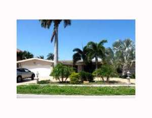 2621 NE 48th Ct, Pompano Beach, FL 33064 photo 1