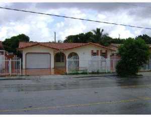 545 E 41 St, Hialeah, FL 33013 photo 1