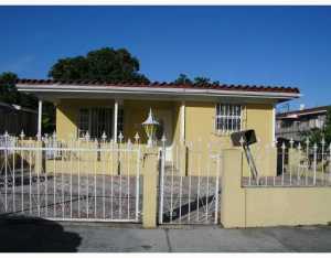 3080 W 2 Ave, Hialeah, FL 33012 photo 1