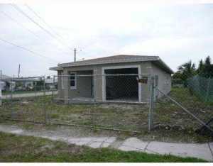 801 NW 7th St, Hallandale, FL 33009 photo 1