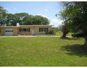 8843 Emerson Ave, Miami Beach, FL 33154 photo 1