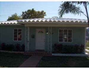 1926 Fletcher St, Hollywood, FL 33020 photo 1