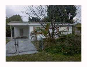6113 Madison St, Hollywood, FL 33023 photo 1