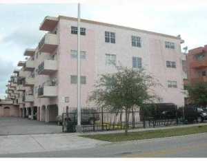 1055 W 77 St #302, Hialeah, FL 33014 photo 1