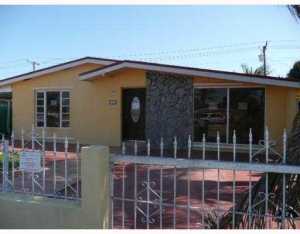 622 Hialeah Dr, Hialeah, FL 33010 photo 1