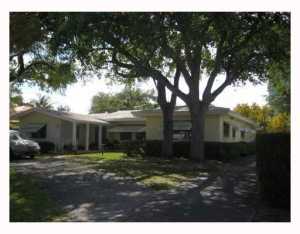 4330 Bay Point Rd, Miami, FL 33137 photo 1