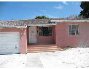 151 W 33 St, Hialeah, FL 33012 photo 1