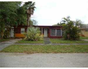 5604 Hayes St, Hollywood, FL 33021 photo 1