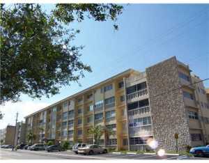 329 SE 3rd St #102s, Hallandale, FL 33009 photo 1