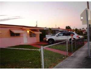 2540 W 8 Ave, Hialeah, FL 33010 photo 1