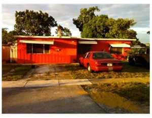 861 E 11 Pl, Hialeah, FL 33010 photo 1