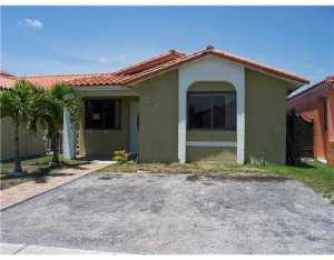 2519 W 65 St, Hialeah, FL 33016 photo 1