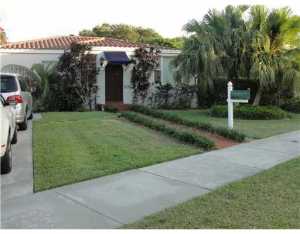 5790 Devonshire Bl, Miami, FL 33155 photo 1