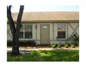 351 W 36 Ter, Hialeah, FL 33012 photo 1