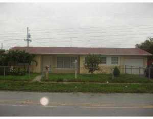 8190 W 18 Ln, Hialeah, FL 33014 photo 1