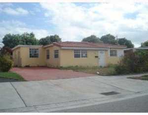 301 NE 9 Ave, Hialeah, FL 33010 photo 1