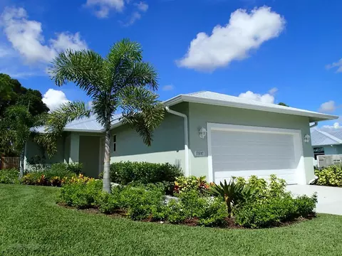 17597 Cinquez Park Rd E, Jupiter, FL 33458 photo 1