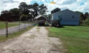 5086 SE Horizon Ave, Stuart, FL 34997 photo 1
