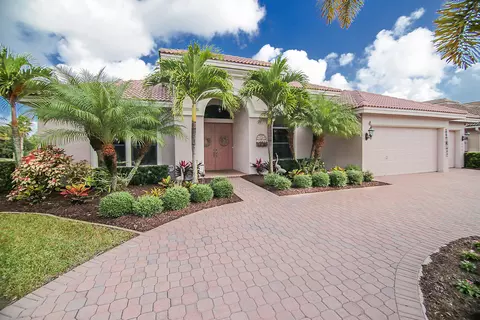 2901 SE Henry Pl, Stuart, FL 34997 photo 1