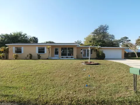 333 SW Winnachee Dr, Stuart, FL 34994 photo 1