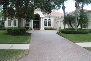 121 Bryce Ln, Jupiter, FL 33458 photo 1