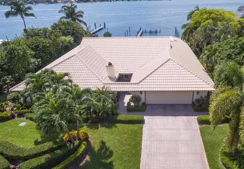 30 Rio Vista Dr, Stuart, FL 34996 photo 1