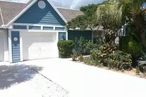 107 Ocean Dunes Cir, Jupiter, FL 33477 photo 1