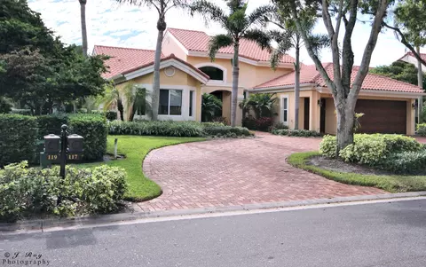 117 Victory Dr N, Jupiter, FL 33477 photo 1