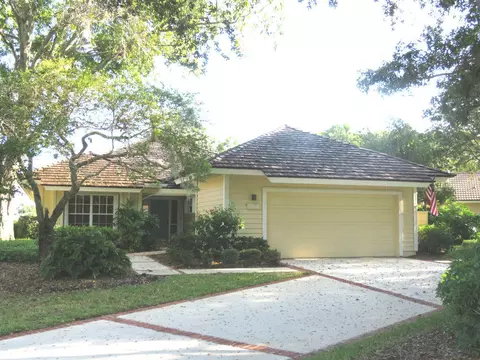 7058 SE Winged Foot Dr, Stuart, FL 34997 photo 1