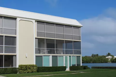 Undisclosed, Tequesta, FL 33469 photo 1