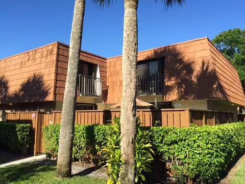 Undisclosed, Boynton Beach, FL 33436 photo 1