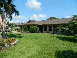 5225 SE Orange St, Stuart, FL 34997 photo 1