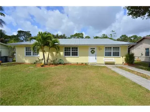5858 SE Avalon, Stuart, FL 34997 photo 1