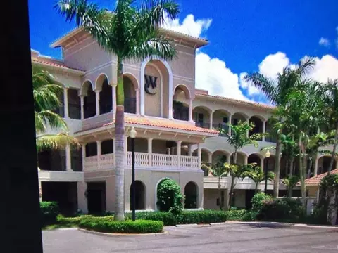 956 SE Willoughby, Stuart, FL 34997 photo 1