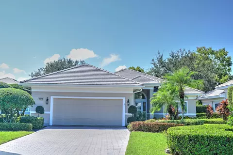 6916 SE Pacific Dr, Stuart, FL 34997 photo 1