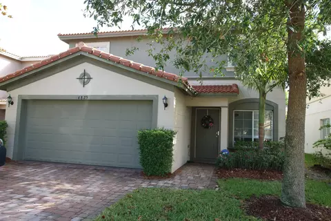 4825 SE Graham Dr, Stuart, FL 34997 photo 1