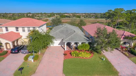 981 SE Fleming Way, Stuart, FL 34997 photo 1